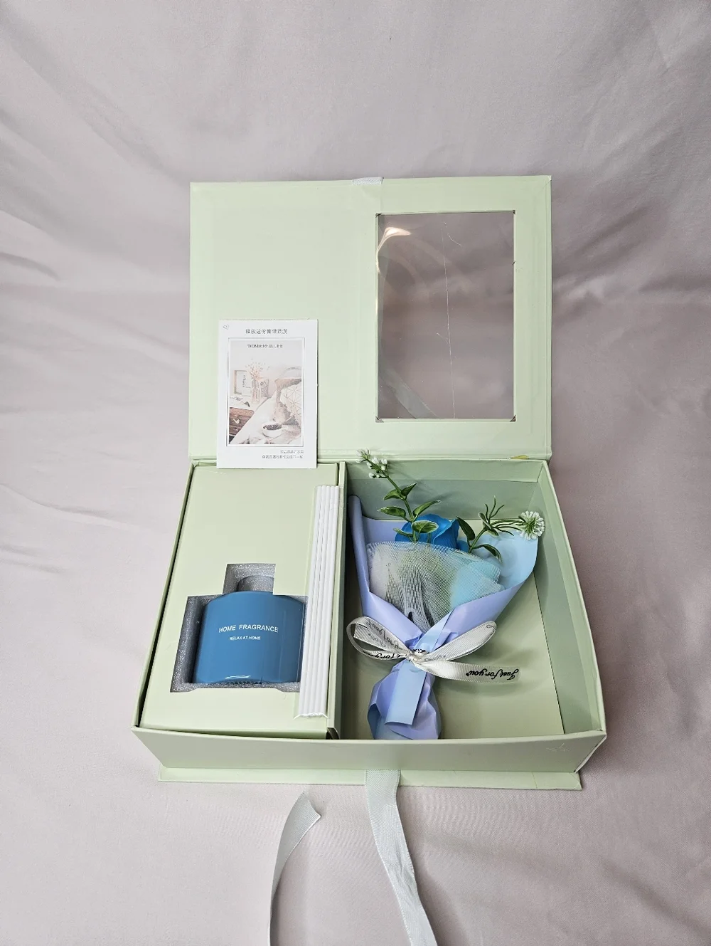 Luxury Gift Box with Reed Diffuser & Soap Flower Bouquet – The Blue Ocean